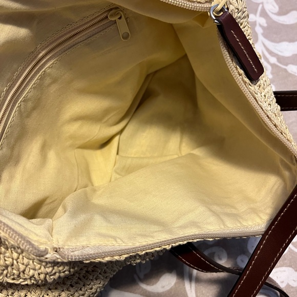 Vintage Macrame Boho Purse - Picture 2 of 3